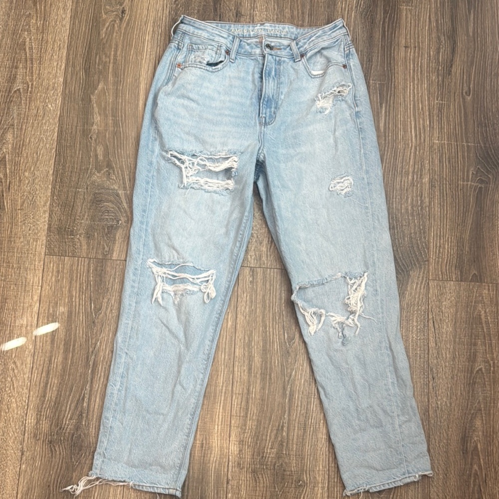 American Eagle Outfitters Boyfriend Blue Jeans Light Wash